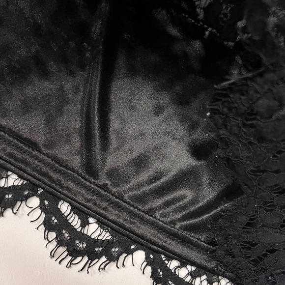 Lulus Glamorous Poker Face Black Lace Dress - Picture 10 of 13